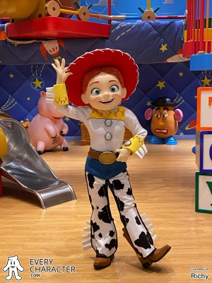 Jessie in the Regular Look - 2021-... Outfit Jessie in the Regular Look - 2021-... Outfit