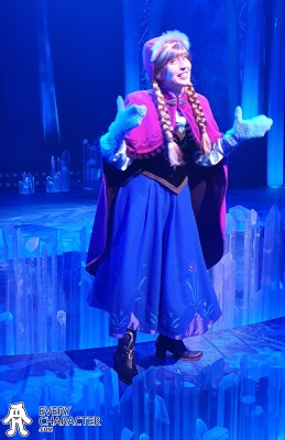 Anna with Cape, bonnet & mittens in the Princess Anna - Winter Look - 2013-2019 Outfit Anna with Cape, bonnet & mittens in the Princess Anna - Winter Look - 2013-2019 Outfit