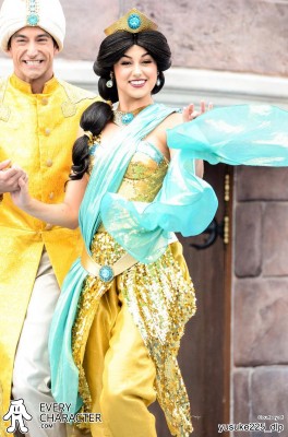 Jasmine in the SDL - Golden Fairytale Fanfare Outfit