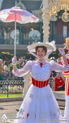 Mary Poppins in Jolly Holiday in the Mary Poppins - Winter Look - 1964-... - Jolly Holiday Umbrella Outfit Mary Poppins in Jolly Holiday in the Mary Poppins - Winter Look - 1964-... - Jolly Holiday Umbrella Outfit
