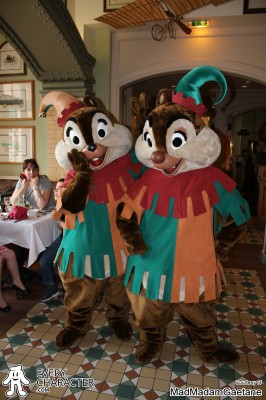 Chip as Jester in the DLP - 5th Anniversary - The Year to be Here Outfit Chip as Jester in the DLP - 5th Anniversary - The Year to be Here Outfit