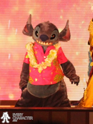 Stitch in the DLP - Max Live! Gettin' Goofy with it Outfit Stitch in the DLP - Max Live! Gettin' Goofy with it Outfit