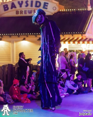 Shadow Men in the DLR - Frightfully Fun Parade Outfit