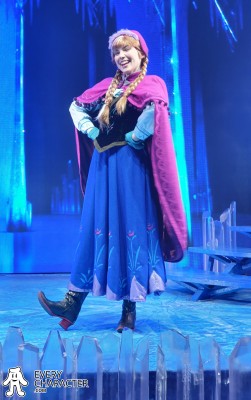 Anna with Cape, bonnet & mittens in the Princess Anna - Winter Look - 2013-2019 Outfit Anna with Cape, bonnet & mittens in the Princess Anna - Winter Look - 2013-2019 Outfit