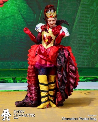 Queen of Hearts is Here Queen of Hearts is Here