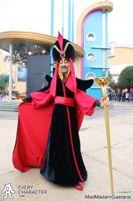 Jafar - Regular Look - Yellow Scarf with Snake Staff Jafar with Snake Staff in the Regular Look - Yellow Scarf with Snake Staff outfit