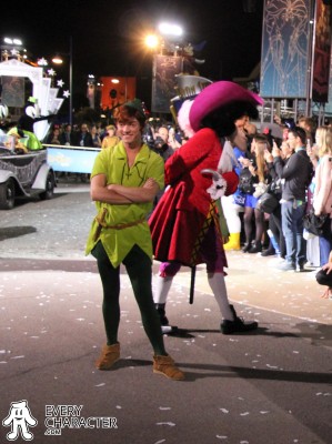 Peter Pan in the Regular Look - 2000-... Outfit Peter Pan in the Regular Look - 2000-... Outfit
