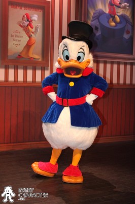 Scrooge McDuck with No cane & no moneybag in the Regular Look - 1996-... Outfit Scrooge McDuck with No cane & no moneybag in the Regular Look - 1996-... Outfit