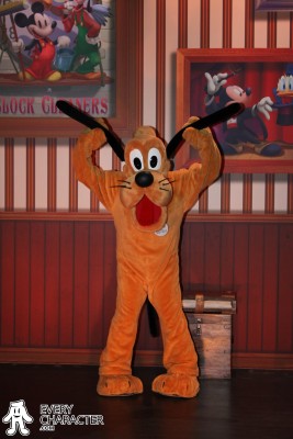 Pluto in the Regular Look - 2005-... Short Tongue Outfit Pluto in the Regular Look - 2005-... Short Tongue Outfit