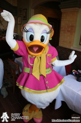 DLP - 20th anniversary - Adventureland Celebrates! Daisy Duck in the DLP - 20th anniversary - Adventureland Celebrates! Outfit