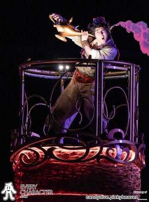 Aladdin in the TDS - Believe! Sea of Dreams Outfit