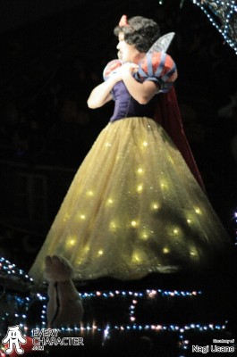 Snow White Snow White