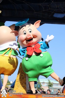 Fiddler Pig in the Regular Look - 1989-... Outfit Fiddler Pig in the Regular Look - 1989-... Outfit