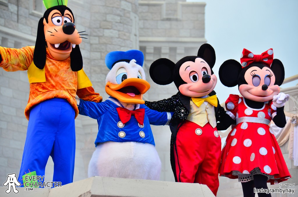 Walt Disney World Characters Mickey Friends